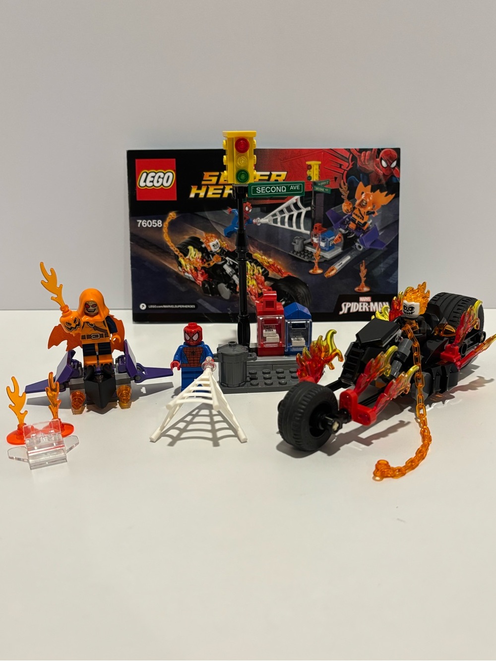 LEGO #76058 Spider-Man Ghost Rider Team-Up